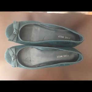 Nine West teal suede bow flat size 8